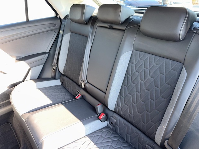 Volkswagen T-Roc TSI CarPlay/Virt/ACC/LED/Navi/PDC