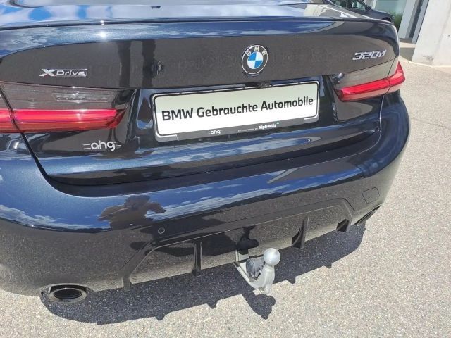 BMW 320 320d M-Sport Sedan xDrive