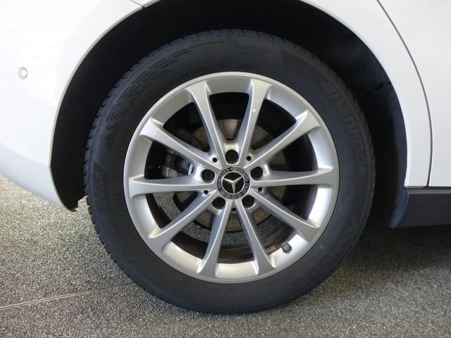 Mercedes-Benz A 200 A 200 Automatik +Navi+PDC+SHZ+Carplay+Android+Temp