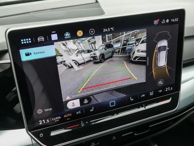 Volkswagen Golf 1.5 eTSI DSG Golf VIII