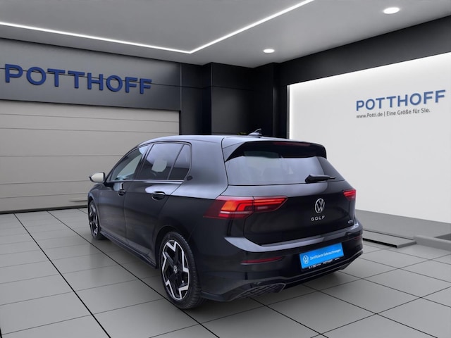 Volkswagen Golf 1.5 eTSI DSG R-Line