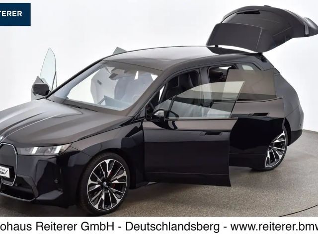 BMW iX M-Sport xDrive60