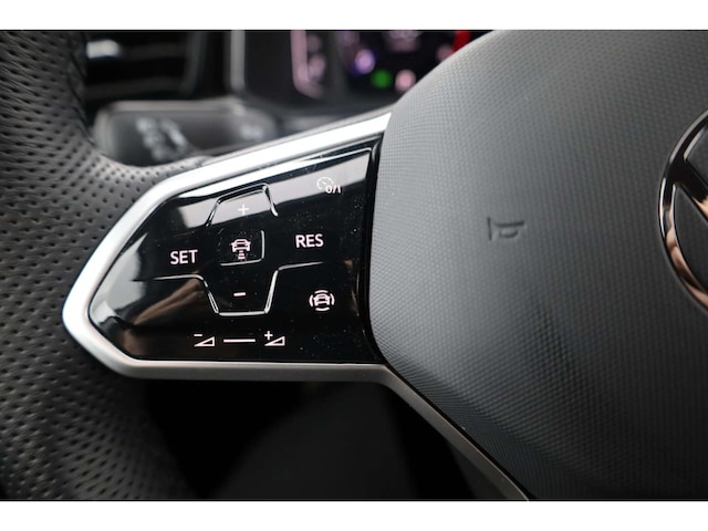 Volkswagen T-Roc 1.5 TSI R-Line Style