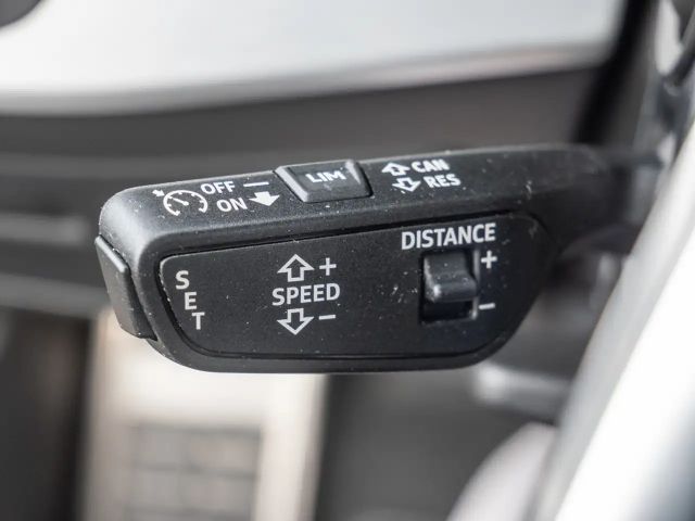 Audi A4 35 TDI Avant S-Line