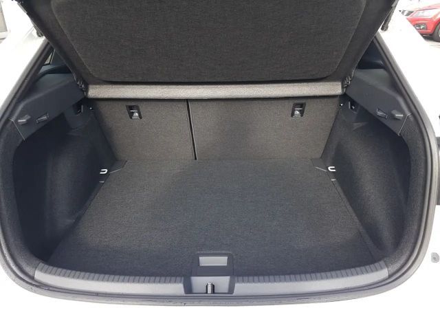 Volkswagen Taigo 1.0 TSI DSG R-Line