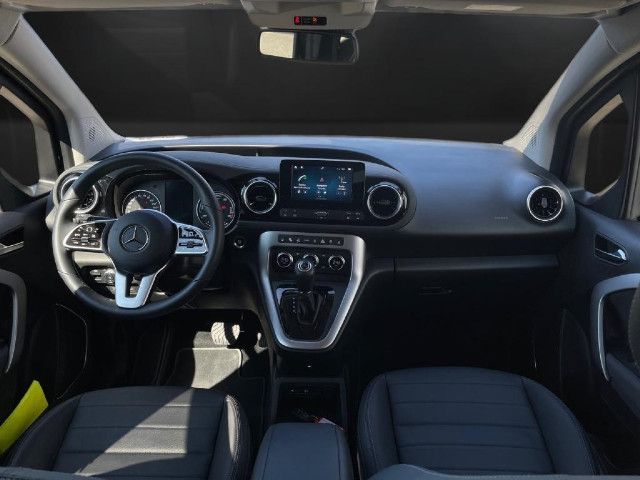 Mercedes-Benz EQT 200