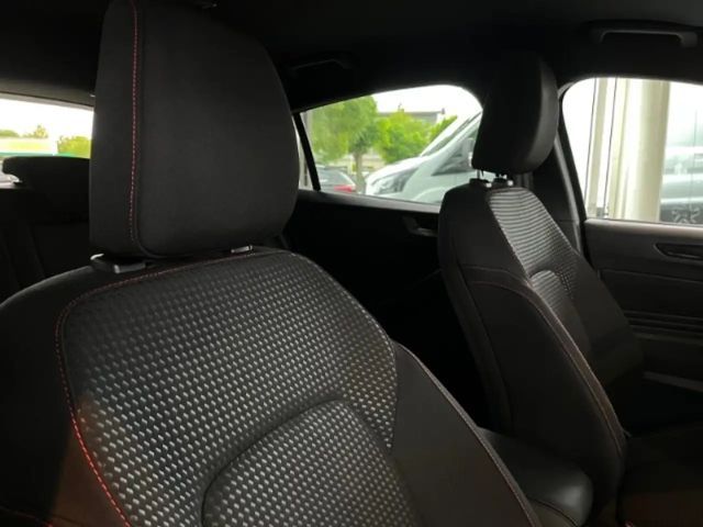 Ford Focus EcoBoost ST Line