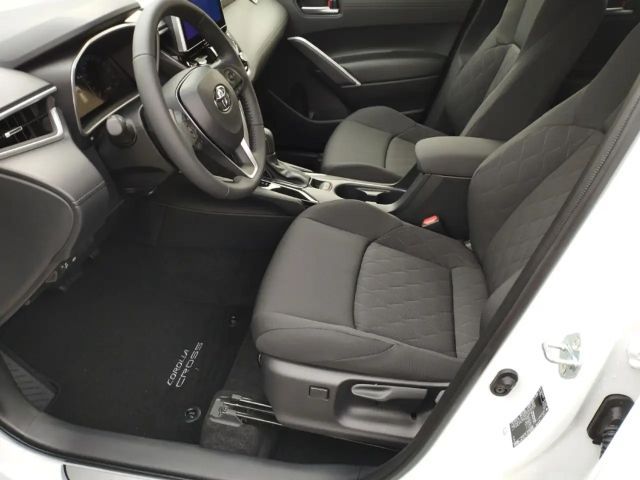 Toyota Corolla Cross Team D