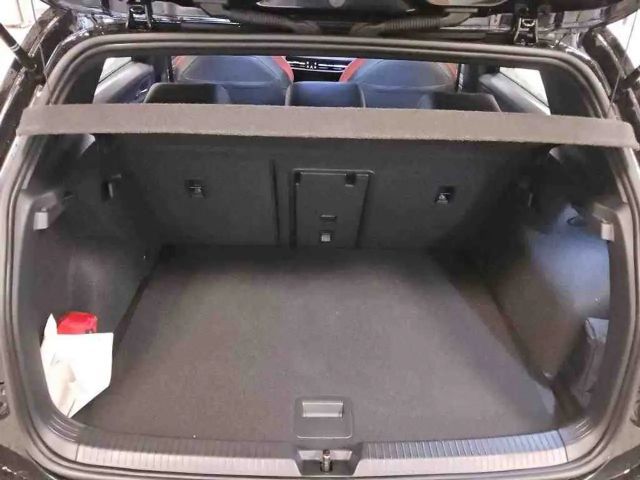 Volkswagen Golf GTI Style