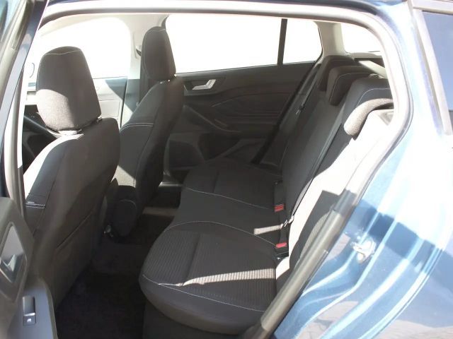 Ford Focus Titanium Wagon