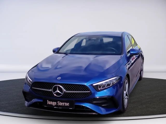Mercedes-Benz A 180 AMG Line Hatchback