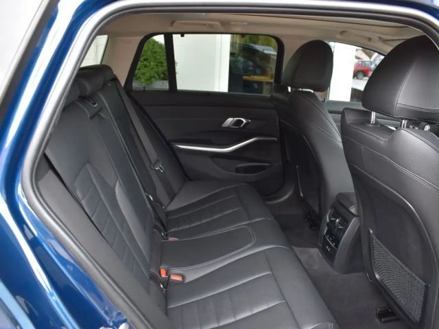 BMW 330 330d Touring