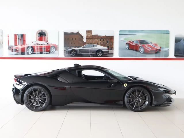 Ferrari SF90 Stradale