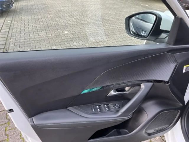 Peugeot E-2008 Allure Pack