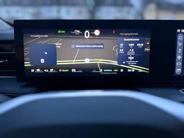 MG HS PHEV // PLUG-IN-HYBRID