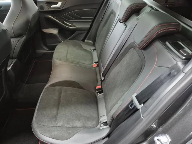 Ford Focus EcoBoost ST Line Wagon