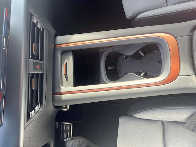 Cupra Born Born 360 ALLWETTER LM19 PRIVACY SITZHZ