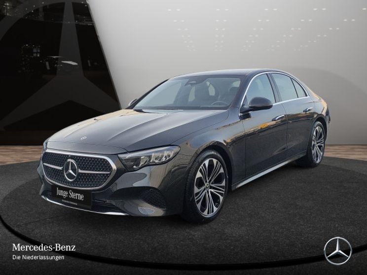 Mercedes-Benz E 220 AVANTGARDE E 220 d Sedan