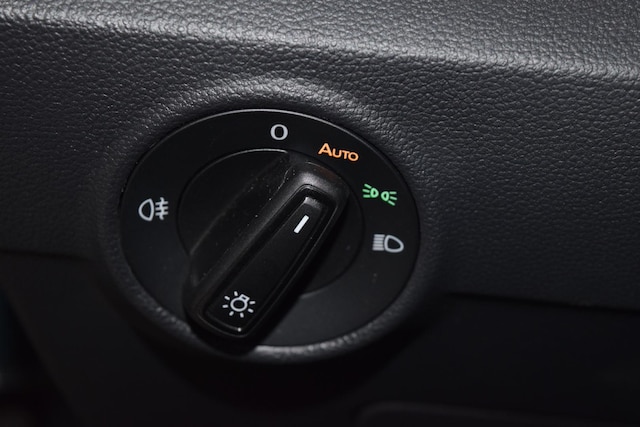 Volkswagen T-Roc TSI Navi Kamera ACC SHZ AppConnect