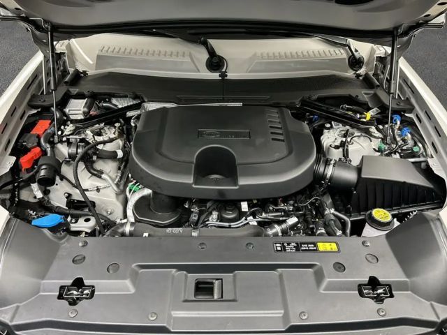 Land Rover Defender 110 Dynamic HSE