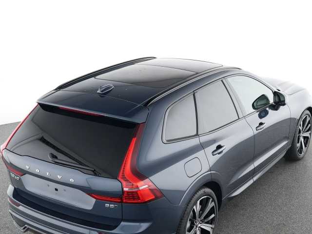 Volvo XC60 AWD Dark Plus