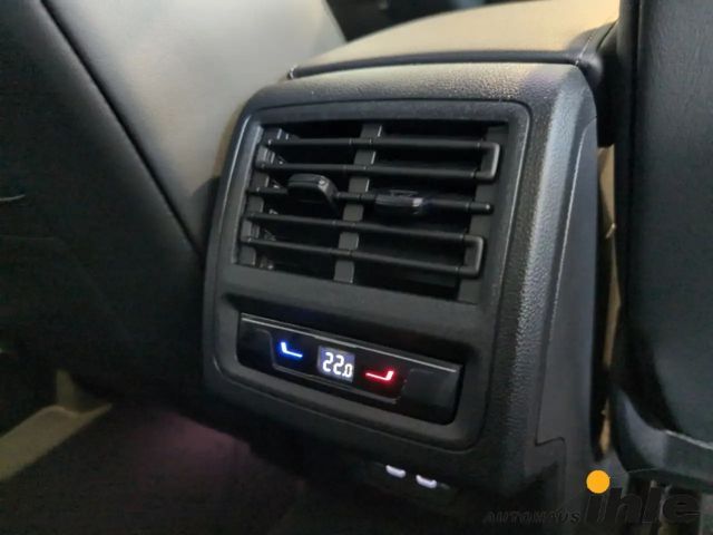 Volkswagen Golf DSG Golf VIII Style Variant