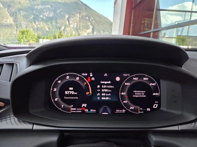 Cupra Terramar 1.5 e-Hybrid