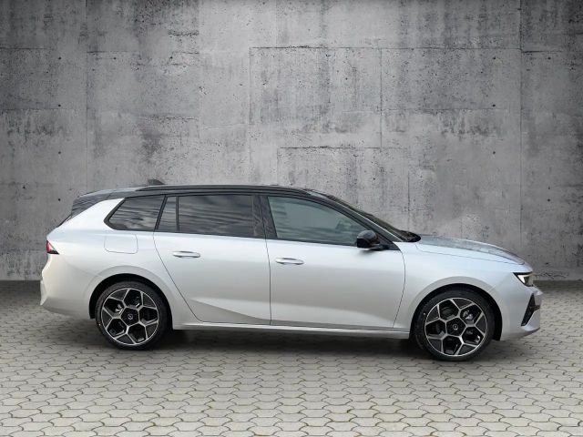 Opel Astra Sports Tourer Ultimate