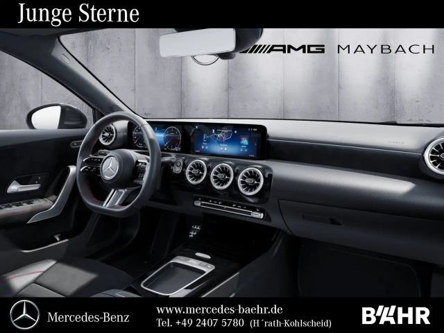 Mercedes-Benz A 200 A 200 d AMG Line