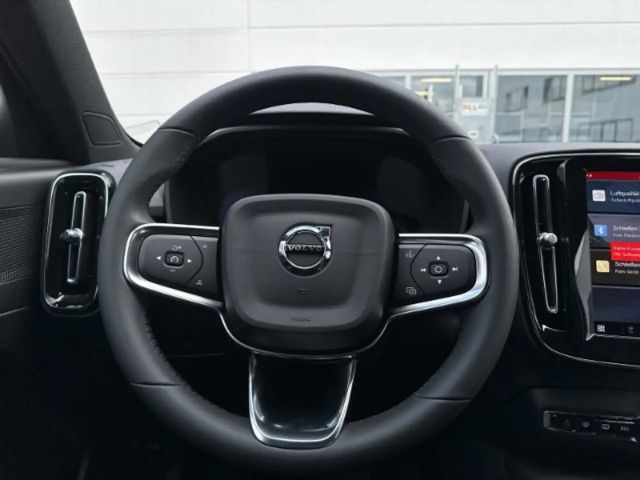 Volvo XC40 Plus