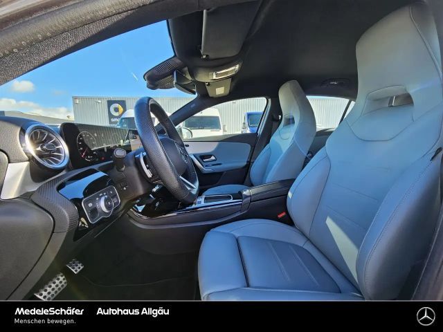 Mercedes-Benz A 220 A 220 d AMG Line