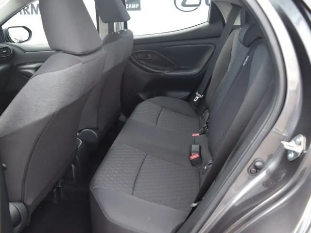 Toyota Yaris Club Hatchback