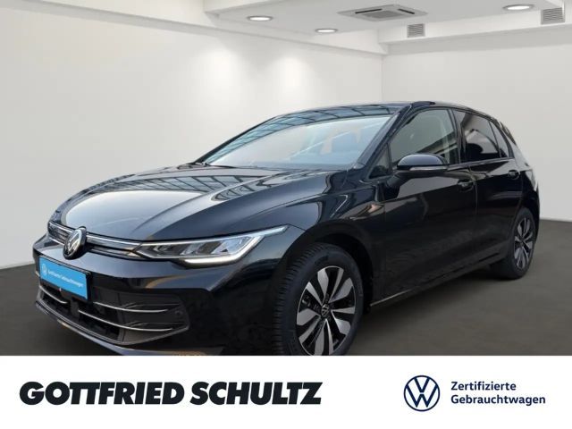 Volkswagen Golf 1.5 eTSI DSG