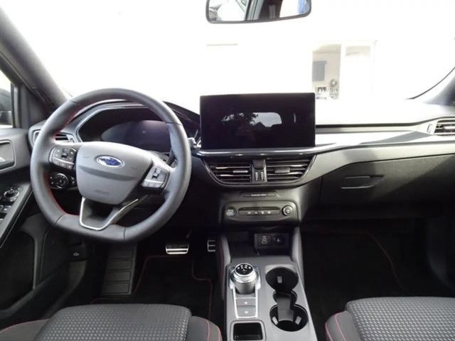 Ford Focus ST Line Wagon