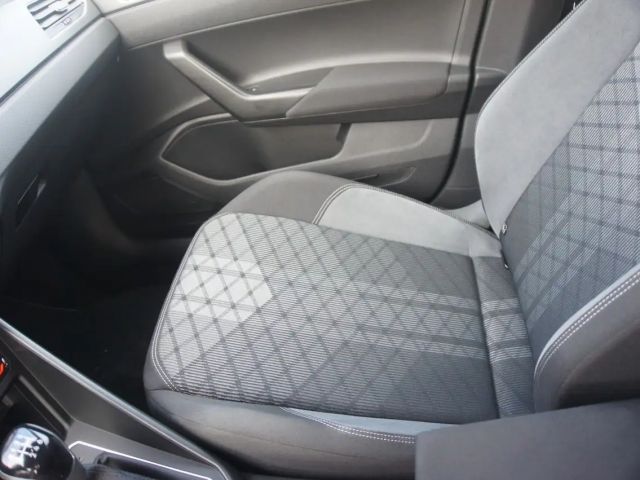 Volkswagen Taigo 1.0 TSI R-Line