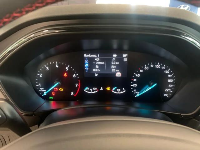 Ford Focus EcoBoost ST Line