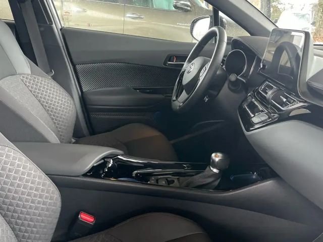 Toyota C-HR Hybride Team D