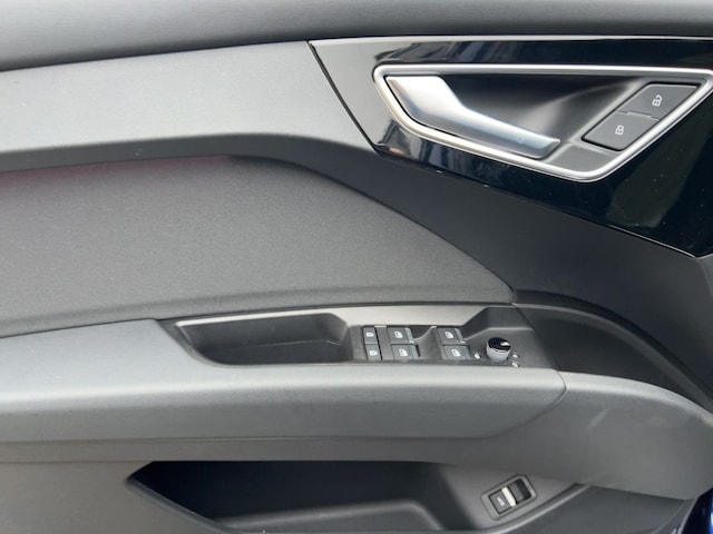 Audi Q4 e-tron SUV 45 e-tron Audi Q4 e-tron