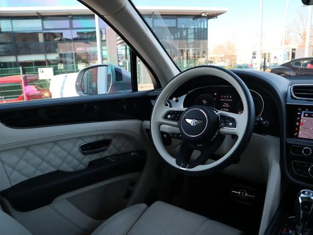 Bentley Bentayga V8
