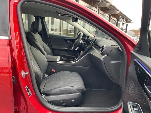 Mercedes-Benz C 220 AVANTGARDE C 220 d Sedan