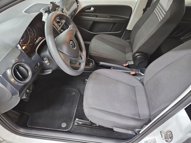 Volkswagen up! Move Move up!