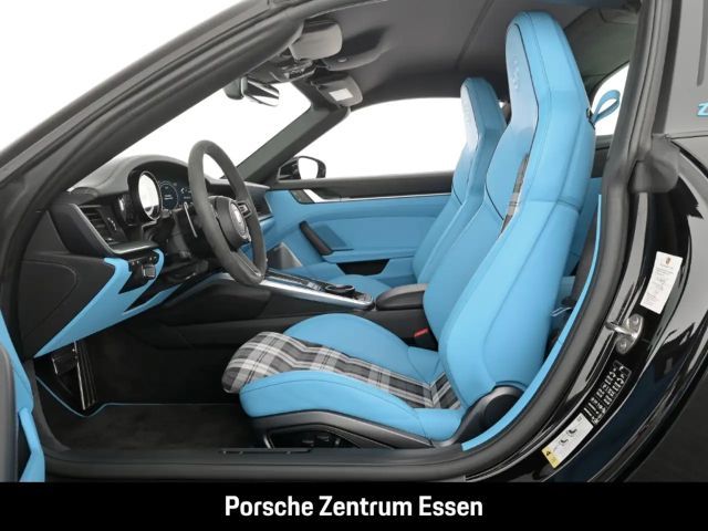 Porsche 992 4S Coupé Targa