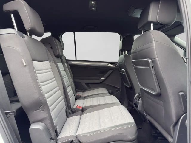 Volkswagen Touran 2.0 TDI DSG R-Line