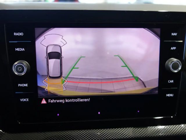 Volkswagen T-Cross Friends TSI