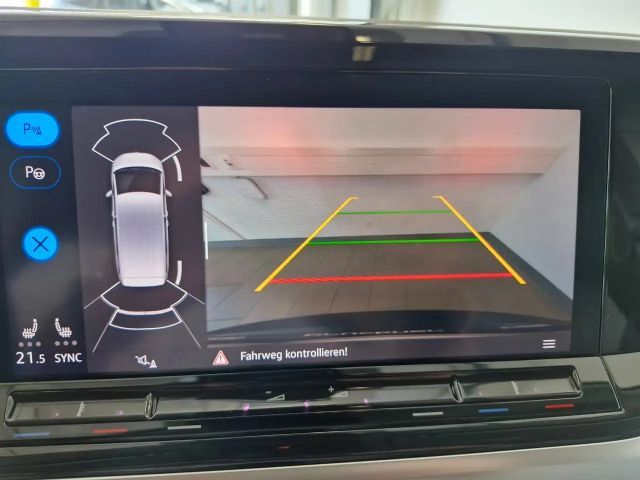 Volkswagen Multivan Life T7