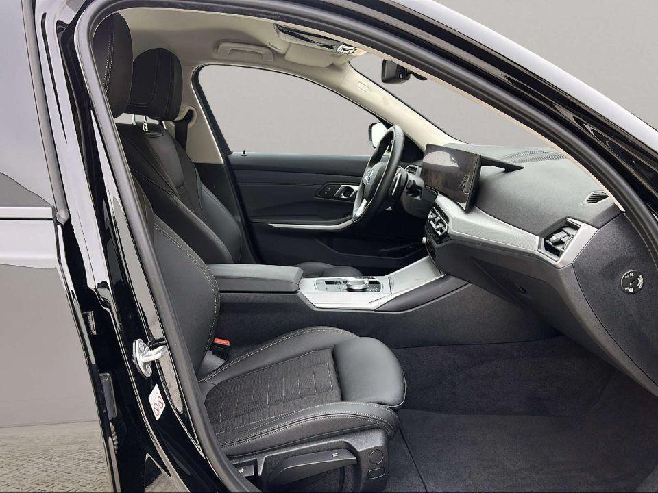 BMW 330 330e Touring