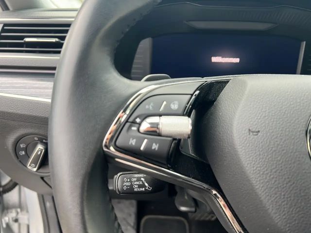 Skoda Superb 1.5 TSI Combi Style Style