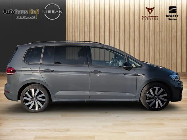 Volkswagen Touran 1.5 TSI DSG R-Line