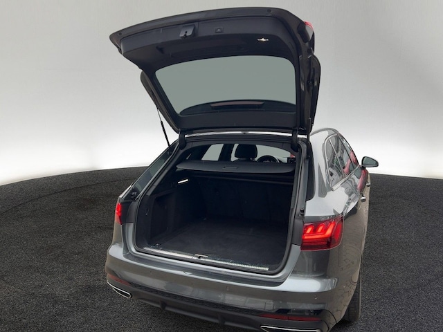 Audi A4 40 TFSI Avant Quattro S-Line S-Tronic