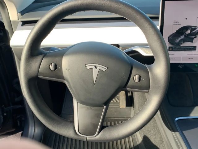 Tesla Model Y AWD Long Range